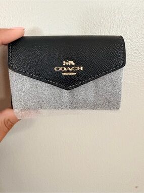 NWT Coach Flap Card Case